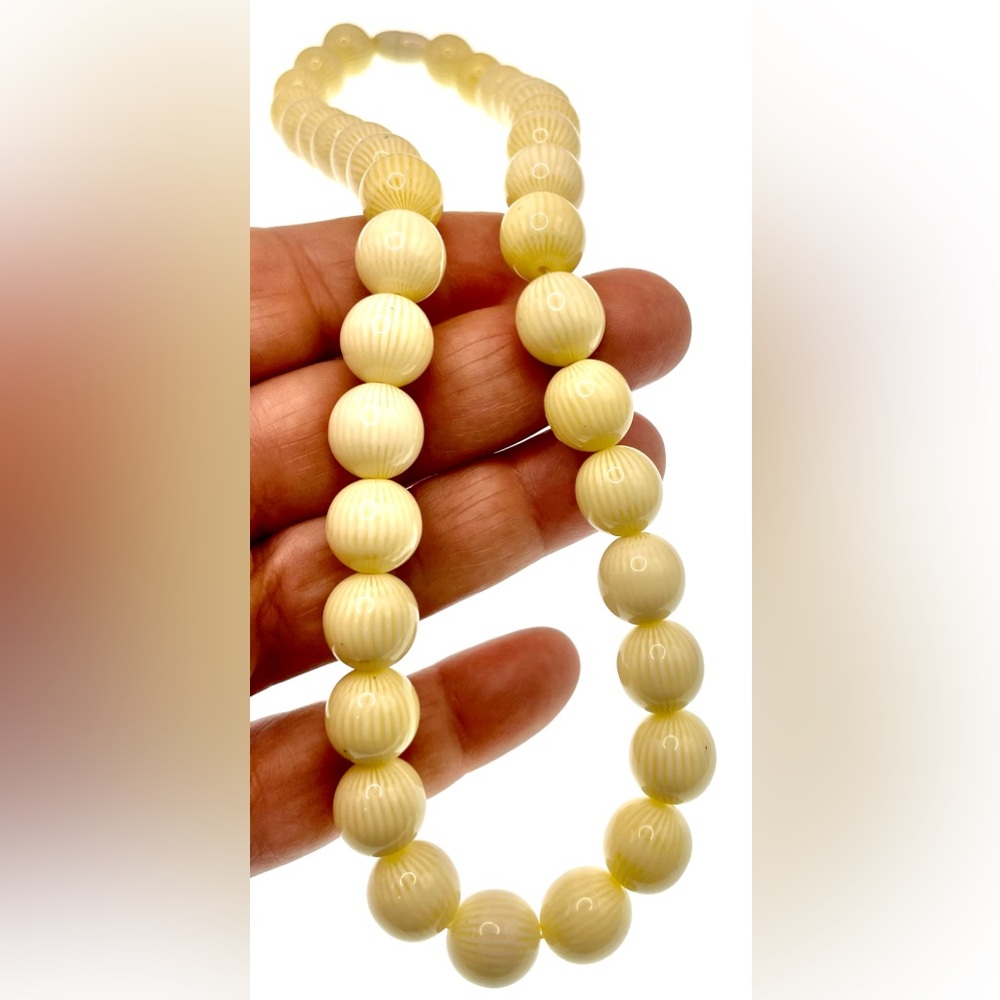 Vintage Striped Ivory Celluloid Beaded Necklace Choker Antique Estate Piece - Picture 4 of 8